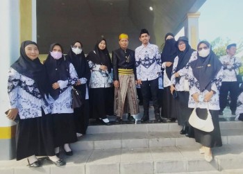 Peringatan HARDIKNAS 2 Mei 2025