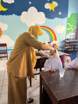 PIN POLIO TAHAP 2 SDN 655 Tirowali